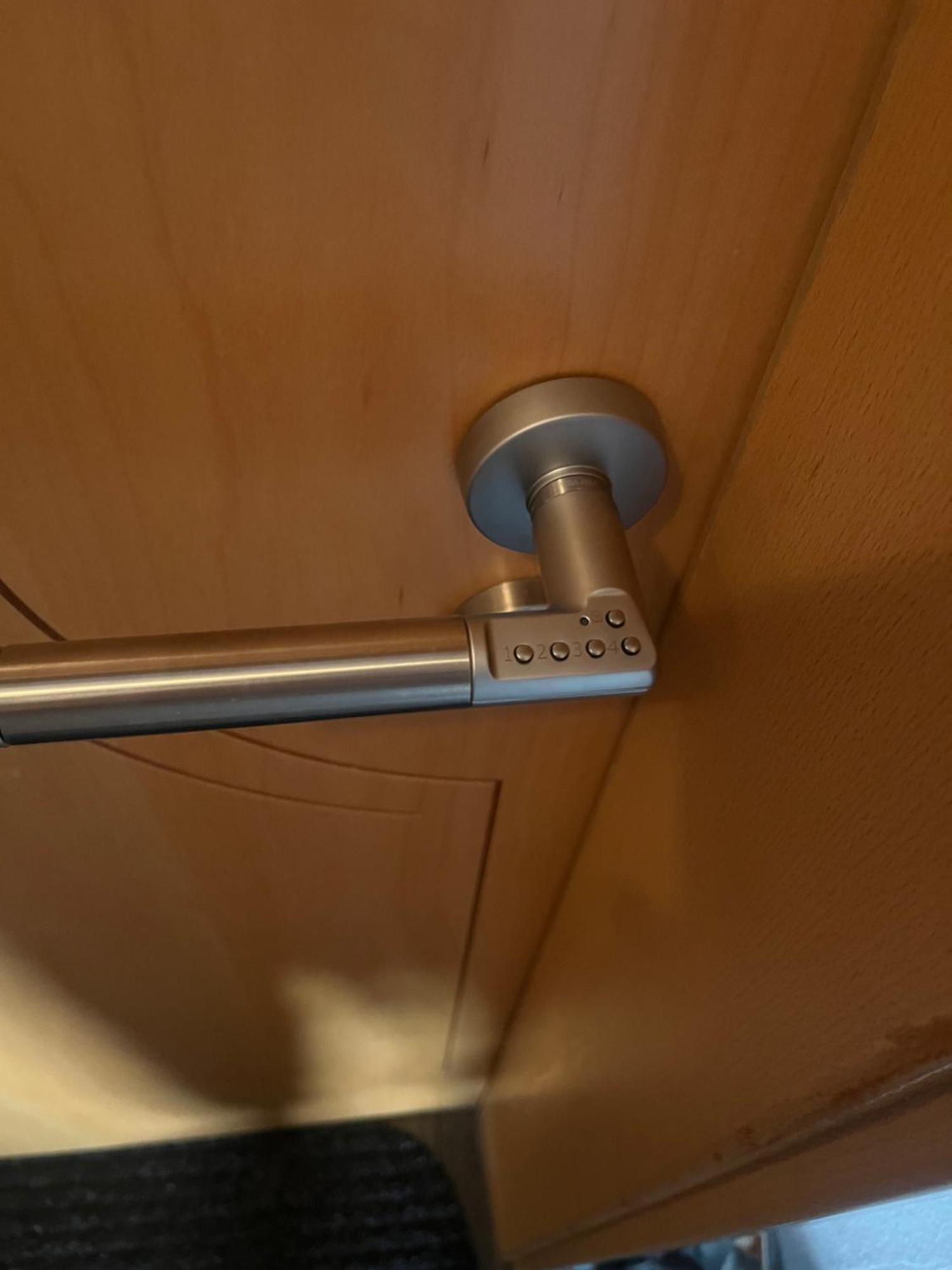 Gaestezimmer In Ratingen Bei Duesseldorf Mit Einem Hauch Luxus Buitenkant foto